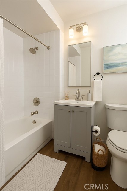 2625 San Marino Street, Los Angeles CA: https://media.crmls.org/medias/73bcf7e0-9d75-4456-ac3f-5362cdfa6a82.jpg