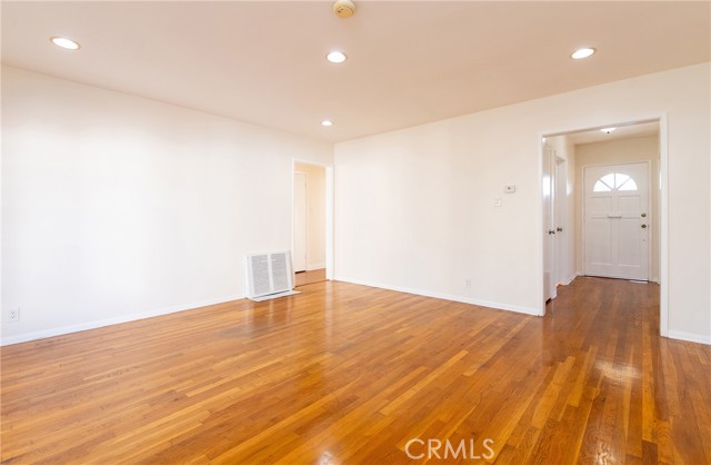 Detail Gallery Image 10 of 24 For 4322 Maybank Ave, Lakewood,  CA 90712 - 3 Beds | 2 Baths