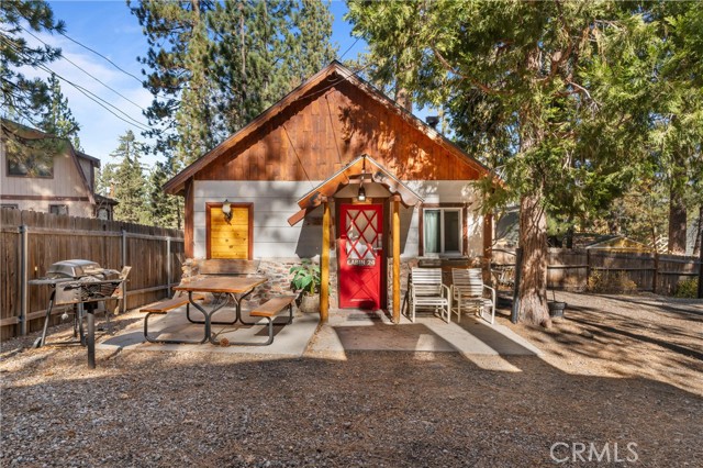 Detail Gallery Image 26 of 54 For 844 Tulip Ln, Big Bear Lake,  CA 92315 - – Beds | – Baths