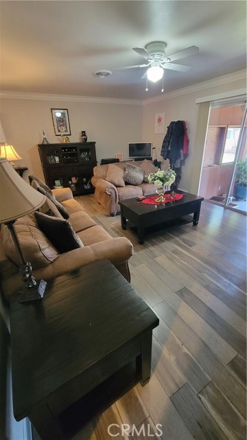 Detail Gallery Image 7 of 8 For 6655 Oak, Anderson,  CA 96007 - 3 Beds | 2 Baths