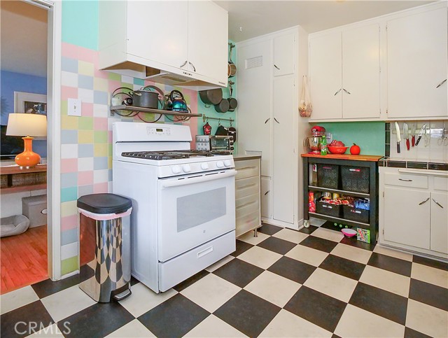 1931 Ruhland Avenue, Redondo Beach, California 90278, 6 Bedrooms Bedrooms, ,4 BathroomsBathrooms,Residential,Sold,Ruhland,SB23015853