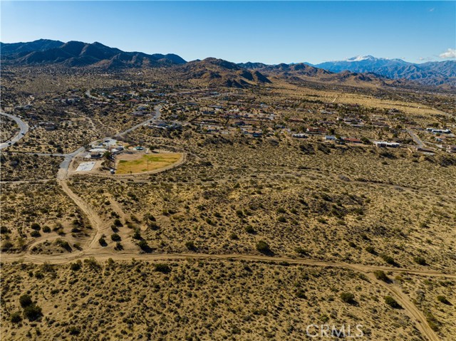 Detail Gallery Image 15 of 24 For 58980 Santa Barbara Dr, Yucca Valley,  CA 92284 - – Beds | – Baths