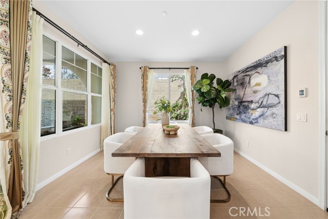 Detail Gallery Image 9 of 75 For 101 Newington, Irvine,  CA 92618 - 4 Beds | 3/1 Baths