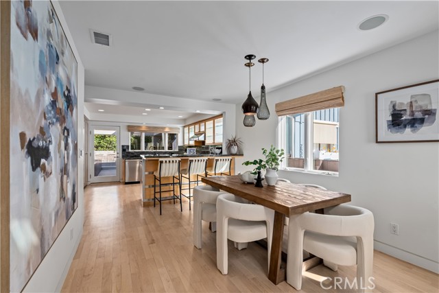 2540 Manhattan Avenue, Hermosa Beach CA: https://media.crmls.org/medias/73c03e67-5294-4467-ab4a-ef0a29afdc7c.jpg