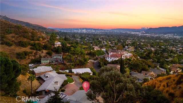 Detail Gallery Image 19 of 46 For 1235 Verdugo Spring Ln, Burbank,  CA 91501 - 3 Beds | 2 Baths