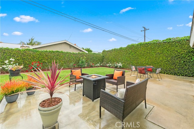 5481 Santa Gertrudes Ave, Garden Grove CA: https://media.crmls.org/medias/73c0f125-891f-417d-b126-9ff5f495a68f.jpg
