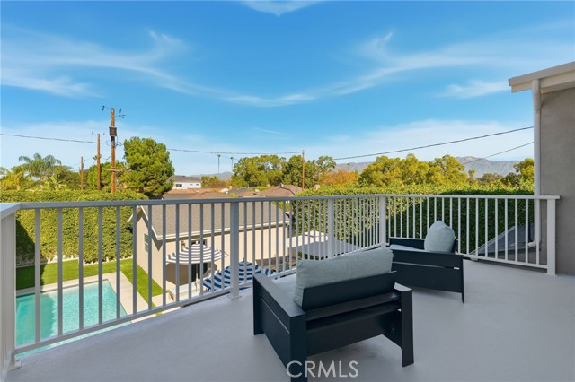 Detail Gallery Image 43 of 57 For 2311 W Clark Ave, Burbank,  CA 91506 - 4 Beds | 4/1 Baths