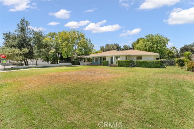 Detail Gallery Image 2 of 43 For 3002 Muscupiabe Dr, San Bernardino,  CA 92405 - 3 Beds | 1/1 Baths