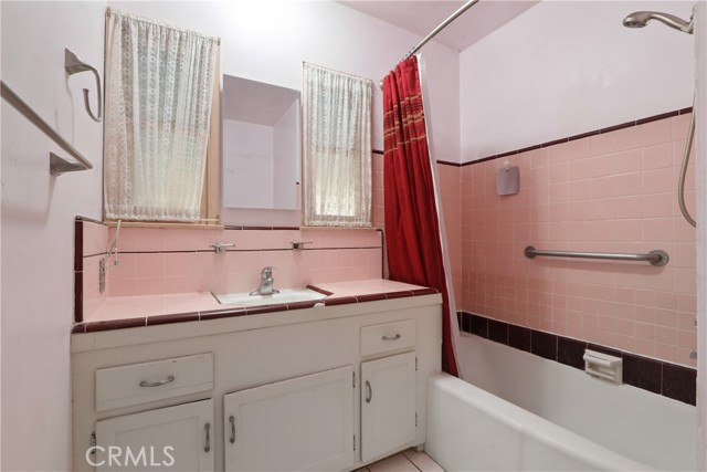 Detail Gallery Image 8 of 9 For 11219 Farndon St, South El Monte,  CA 91733 - 4 Beds | 1 Baths