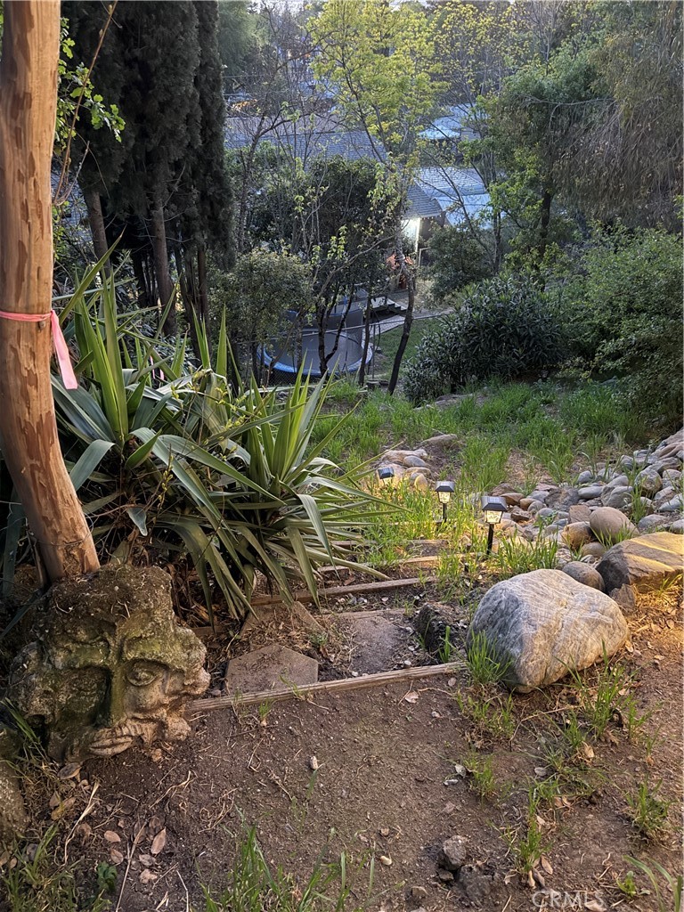 https://media.crmls.org/medias/73c30617-8521-4275-831a-f525cc52c2fd.jpg?preset=X-Large
