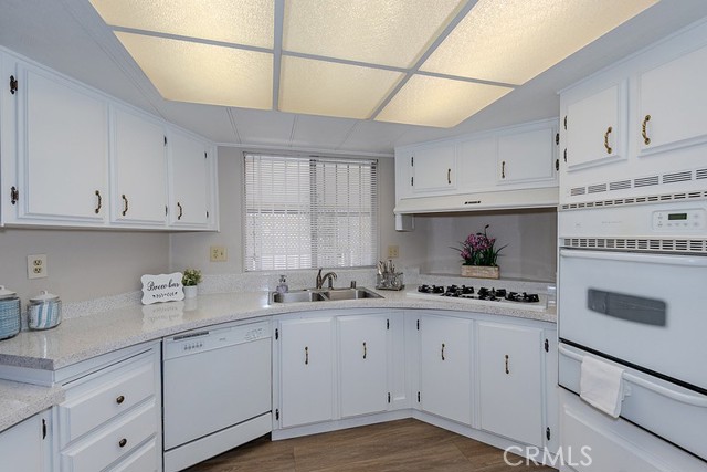 Detail Gallery Image 8 of 50 For 8509 Beverly Blvd #74,  Pico Rivera,  CA 90660 - 2 Beds | 2 Baths