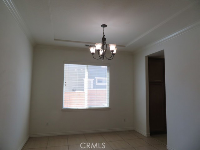 14336 Saline Drive, Eastvale CA: https://media.crmls.org/medias/73c446ed-4c7f-42ae-99d9-44b091906481.jpg
