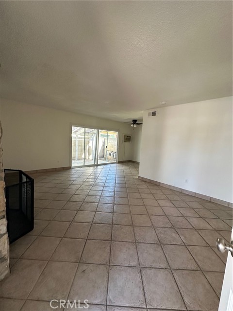 Detail Gallery Image 8 of 24 For 2138 E Almont St a,  Anaheim,  CA 92806 - 3 Beds | 2 Baths