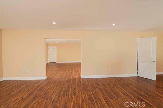 Detail Gallery Image 27 of 53 For 22532 Saticoy St, West Hills,  CA 91307 - 4 Beds | 2 Baths