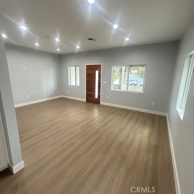 Detail Gallery Image 6 of 9 For 1165 N Virgil Ave, Los Angeles,  CA 90029 - 3 Beds | 2 Baths