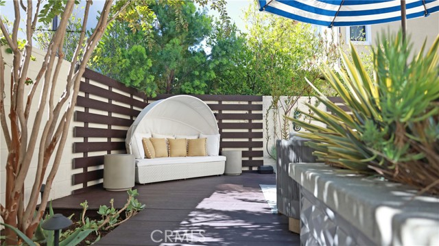 Detail Gallery Image 28 of 34 For 80 Thrush, Irvine,  CA 92618 - 5 Beds | 5/1 Baths
