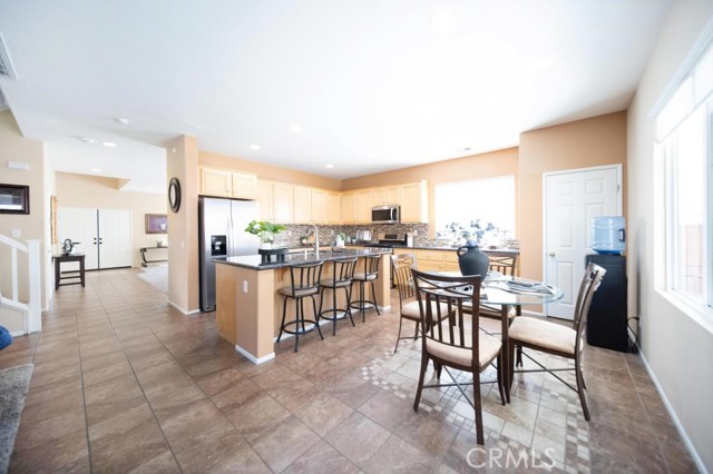 Detail Gallery Image 11 of 40 For 29063 Boulder Crest, Menifee,  CA 92584 - 5 Beds | 3 Baths