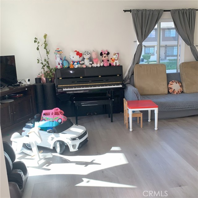 Detail Gallery Image 17 of 40 For 21812 Stonepine, Diamond Bar,  CA 91765 - 3 Beds | 2 Baths