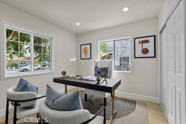 11927 Beatrice Street, Culver City CA: https://media.crmls.org/medias/73c70323-5f2d-456e-b882-1a2d08fd9442.jpg