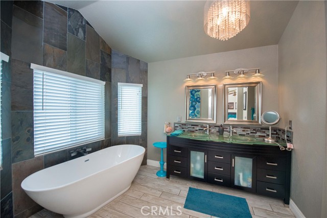Detail Gallery Image 33 of 73 For 2531 Independence Way, Corona,  CA 92882 - 4 Beds | 3 Baths