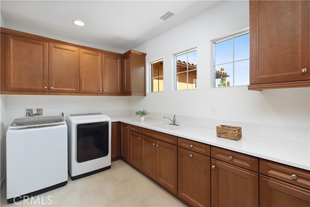 1278 Inspiration, West Covina CA: https://media.crmls.org/medias/73c75521-ad8d-445d-b3fc-ee58bdd77a29.jpg