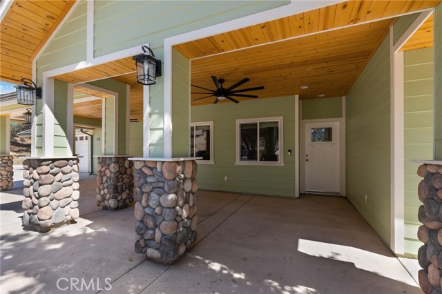 Detail Gallery Image 2 of 30 For 31218 N Dome Dr, Coarsegold,  CA 93614 - 4 Beds | 2 Baths