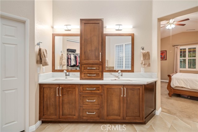 41703 Firenze Street, Lancaster CA: https://media.crmls.org/medias/73c8c190-755b-41f3-81d8-d4dfd2d86cf2.jpg