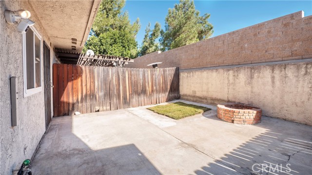 Detail Gallery Image 23 of 33 For 1408 N Elderberry Ave, Ontario,  CA 91762 - 3 Beds | 2/1 Baths