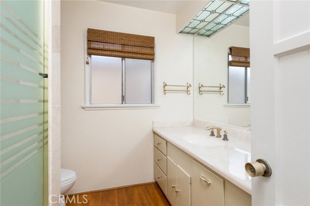 Detail Gallery Image 21 of 33 For 1717 Riverside Dr, Glendale,  CA 91201 - 2 Beds | 1 Baths
