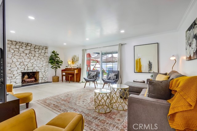 Detail Gallery Image 6 of 47 For 12592 Tunstall St, Garden Grove,  CA 92845 - 5 Beds | 2 Baths