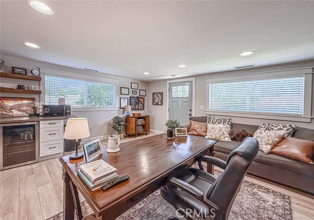 843 Encino Vista Drive, Thousand Oaks CA: https://media.crmls.org/medias/73c99491-ef68-4da9-b242-5bcd12bda5fe.jpg