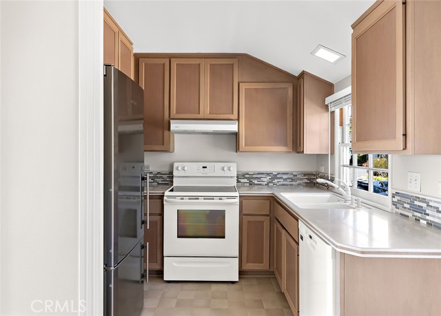 1259 Cliff Drive, Laguna Beach CA: https://media.crmls.org/medias/73c9bbf7-e7c8-4523-bd76-6d26acb55210.jpg