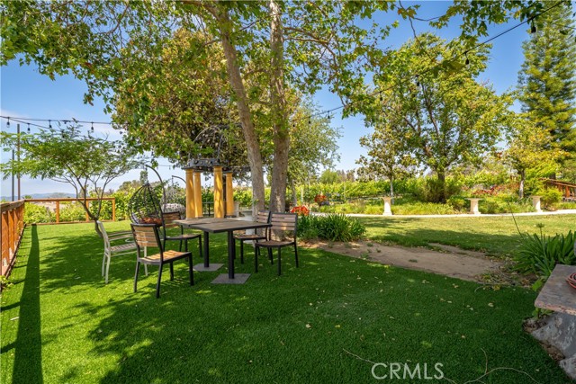 34150 Pauba Road, Temecula CA: https://media.crmls.org/medias/73ca3e28-a302-43c0-b421-4709a5a002ad.jpg