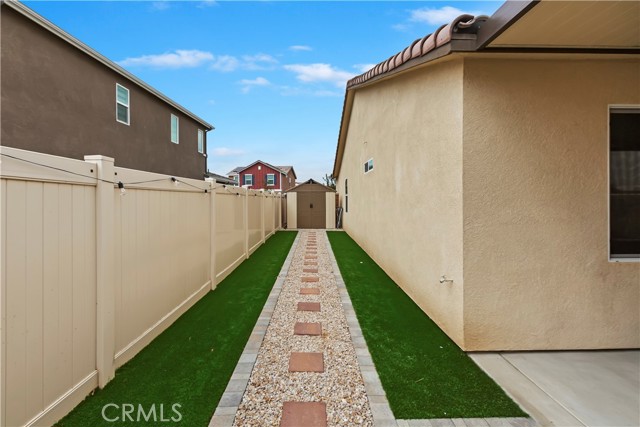 Detail Gallery Image 22 of 24 For 7672 Kuvera Bend, Riverside,  CA 92507 - 3 Beds | 2 Baths