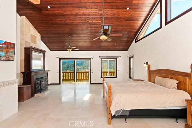 Detail Gallery Image 22 of 62 For 1223 Ore Ln, Big Bear City,  CA 92314 - 5 Beds | 4/1 Baths