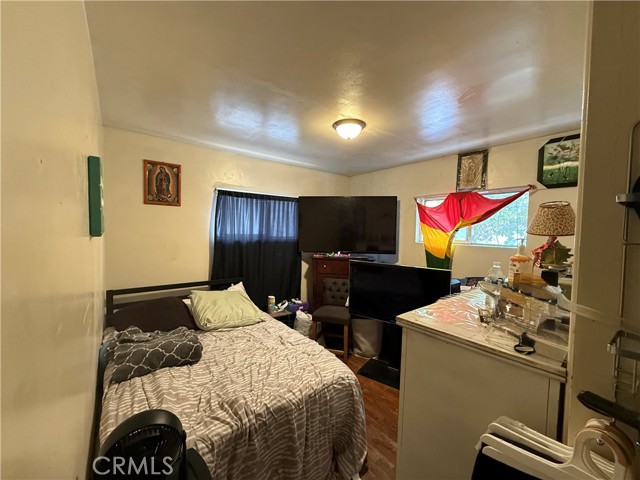 4041 Eagle Street, Los Angeles CA: https://media.crmls.org/medias/73cbb140-684e-4dd9-b3bd-03c6f96d8d30.jpg