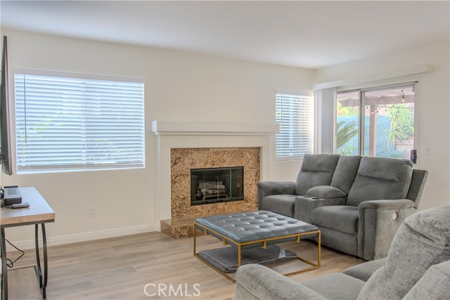 573 Hamilton Drive, Corona CA: https://media.crmls.org/medias/73cbbb8f-cfaa-4fb8-8f14-45a8cb884209.jpg