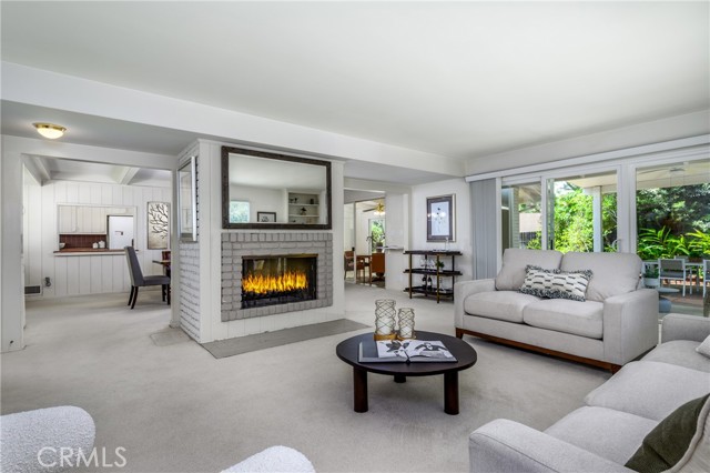 1521 Marendale Lane, Arcadia CA: https://media.crmls.org/medias/73cc09fc-b0f2-4d5f-bb26-72a919984846.jpg