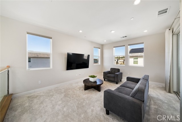 Detail Gallery Image 29 of 45 For 160 Tivoli, Lake Forest,  CA 92630 - 4 Beds | 4/1 Baths