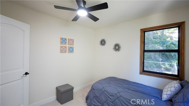 Detail Gallery Image 29 of 44 For 410 Iris Dr, Twin Peaks,  CA 92391 - 3 Beds | 2 Baths