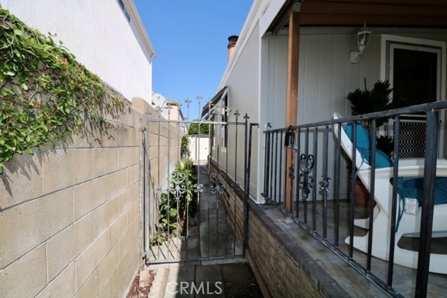 Detail Gallery Image 18 of 58 For 1381 Harbor Lake Ave #32,  Brea,  CA 92821 - 2 Beds | 2 Baths