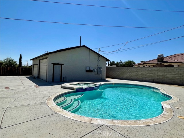 Detail Gallery Image 27 of 29 For 14745 La Brisa Rd, Victorville,  CA 92392 - 4 Beds | 2 Baths