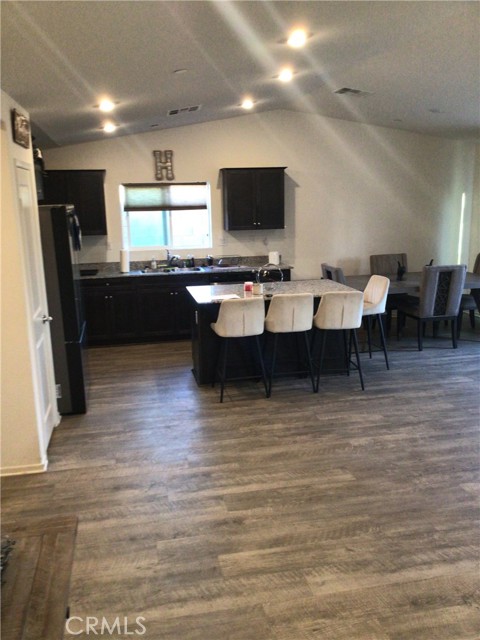 Detail Gallery Image 7 of 10 For 1353 Haven Pl, Hemet,  CA 92543 - 3 Beds | 2 Baths