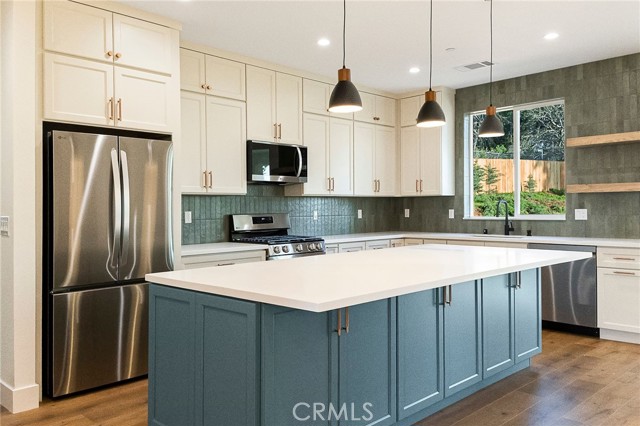 904 Waggoner Road, Paradise CA: https://media.crmls.org/medias/73cdbd36-7ba1-4d3f-8dd0-6bbea1313620.jpg
