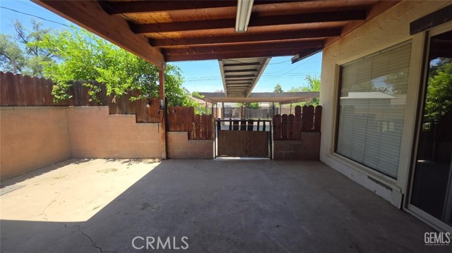 625 Cedar Avenue, Wasco CA: https://media.crmls.org/medias/73cf7632-7c10-497a-9126-404accd4660a.jpg