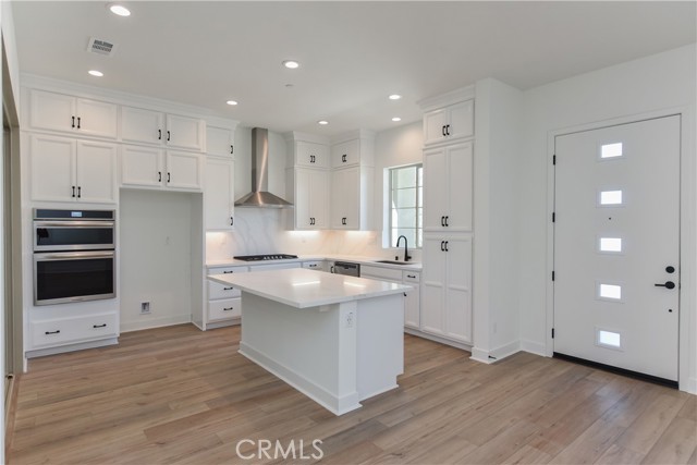 Detail Gallery Image 10 of 39 For 162 Pattern, Irvine,  CA 92618 - 4 Beds | 3 Baths