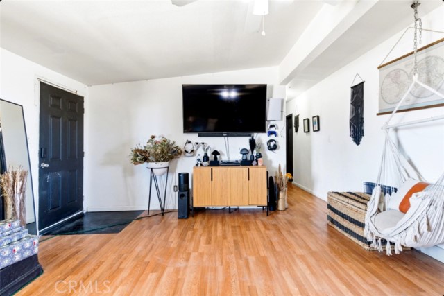 Detail Gallery Image 12 of 39 For 19449 Chamisal, Adelanto,  CA 92301 - 4 Beds | 2 Baths