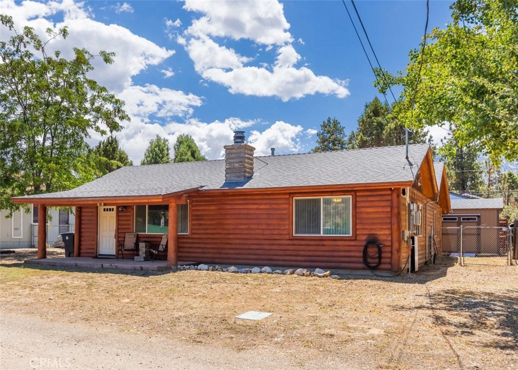2090 11th Lane