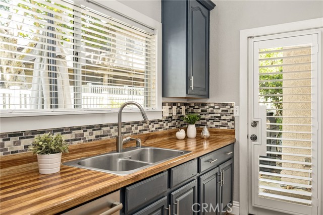 24343 Landover Road, Laguna Hills CA: https://media.crmls.org/medias/73d0f559-6a7b-43f5-9c4d-b039f394eb03.jpg