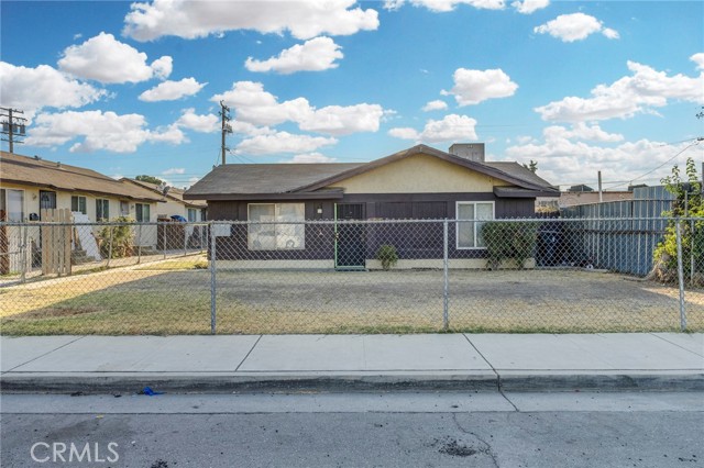 Detail Gallery Image 1 of 17 For 3817 K St, Bakersfield,  CA 93301 - – Beds | – Baths